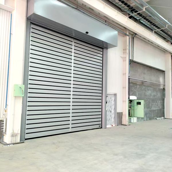 兴和山东安装西朗品牌硬质洁净快速门