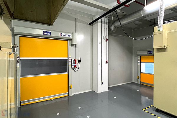 西朗品牌快速门