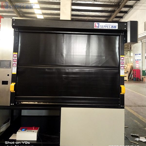 浙江共生智能科技安装西朗黑色洁净快速门